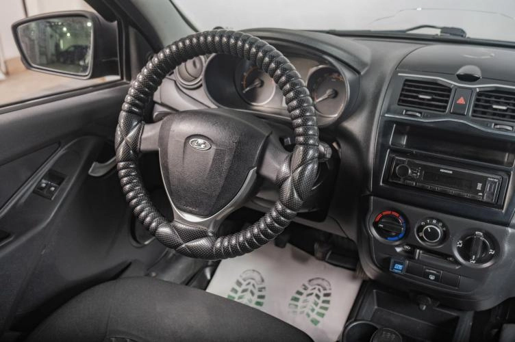 ВАЗ (LADA) Granta 8 из 15