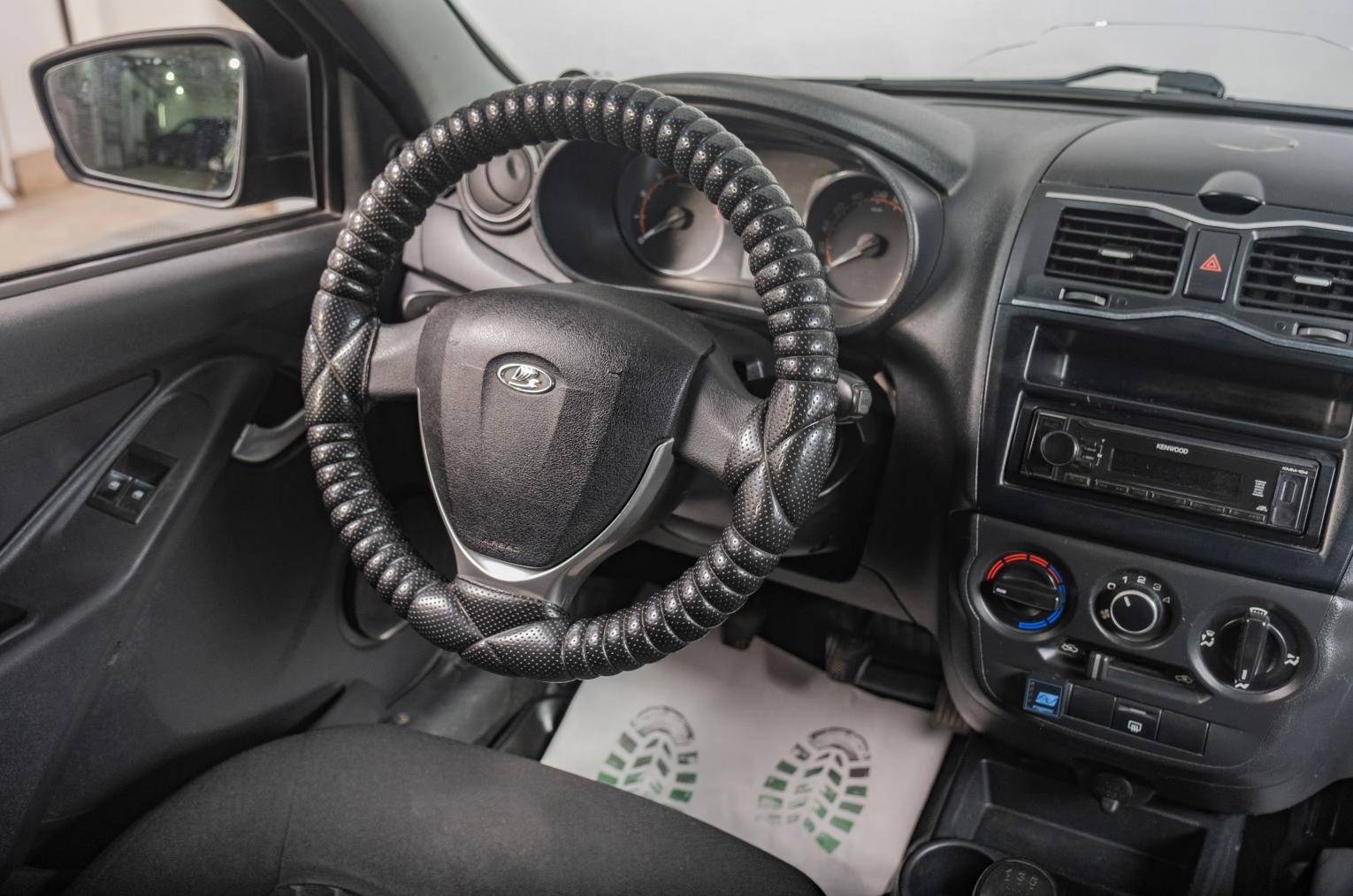 ВАЗ (LADA) Granta 8 из 15