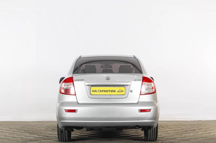 Suzuki SX4 5 из 6