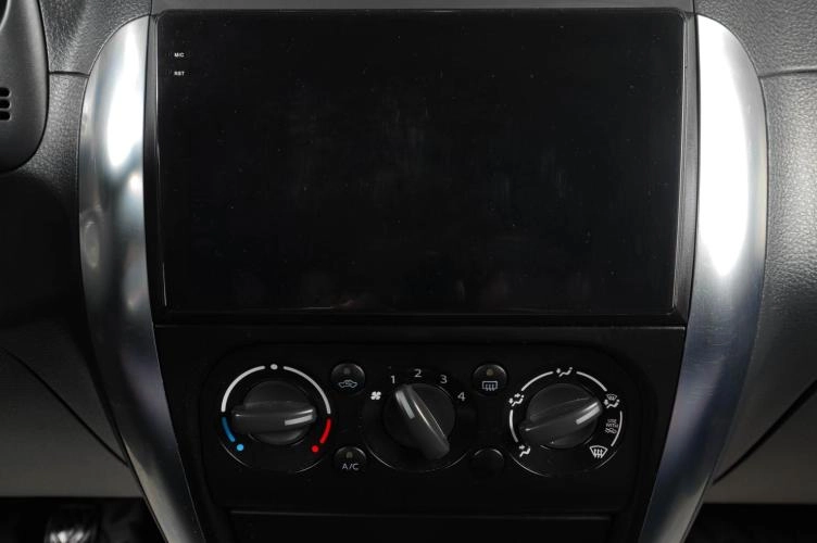 Suzuki SX4 14 из 16