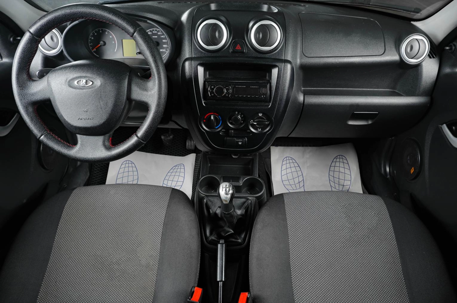 ВАЗ (LADA) Granta 12 из 15