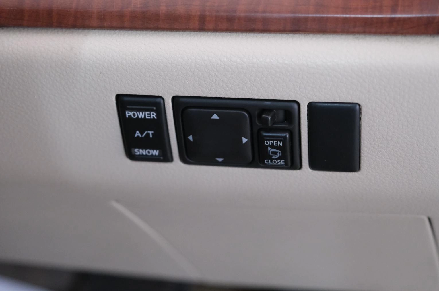 Nissan Teana 9 из 19