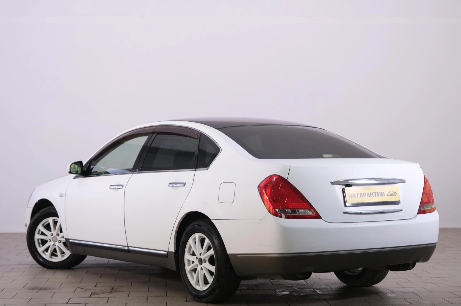 Nissan Teana 4 из 19
