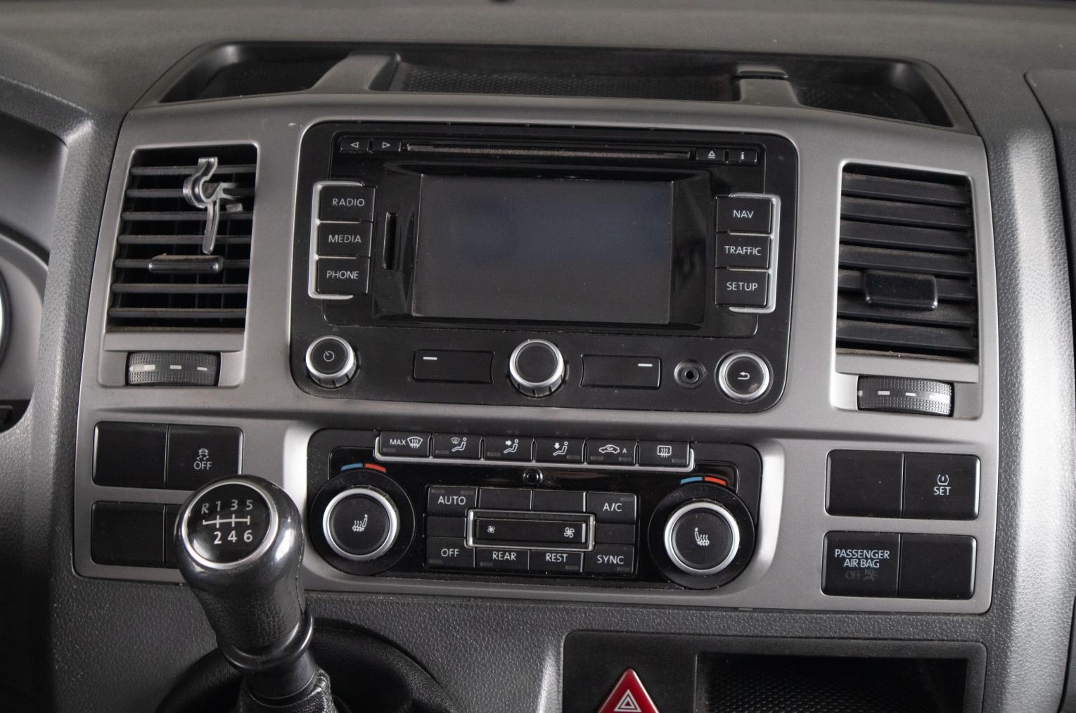Volkswagen Caravelle 13 из 16