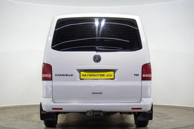 Volkswagen Caravelle 5 из 6