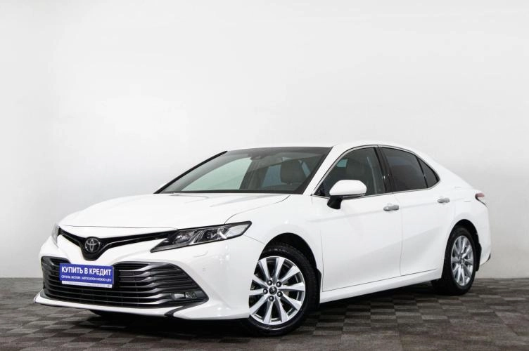 Toyota Camry 3 из 6