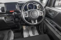 Honda N-BOX Slash 17 из 26