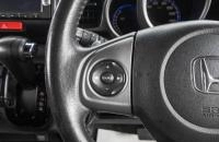 Honda N-BOX Slash 16 из 26