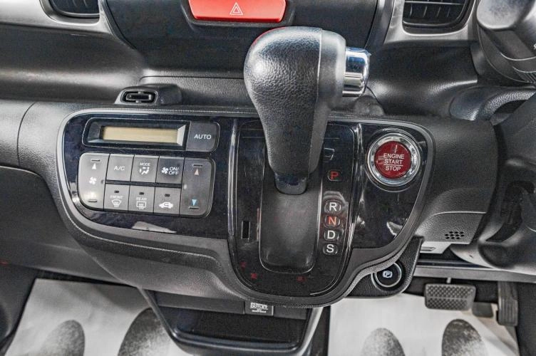 Honda N-BOX Slash 20 из 26