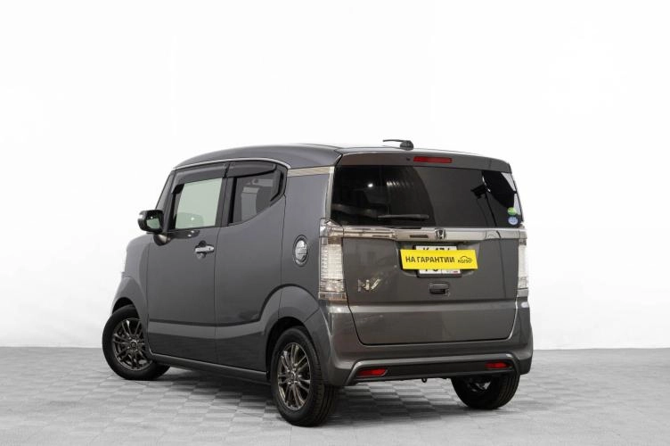 Honda N-BOX Slash 6 из 6