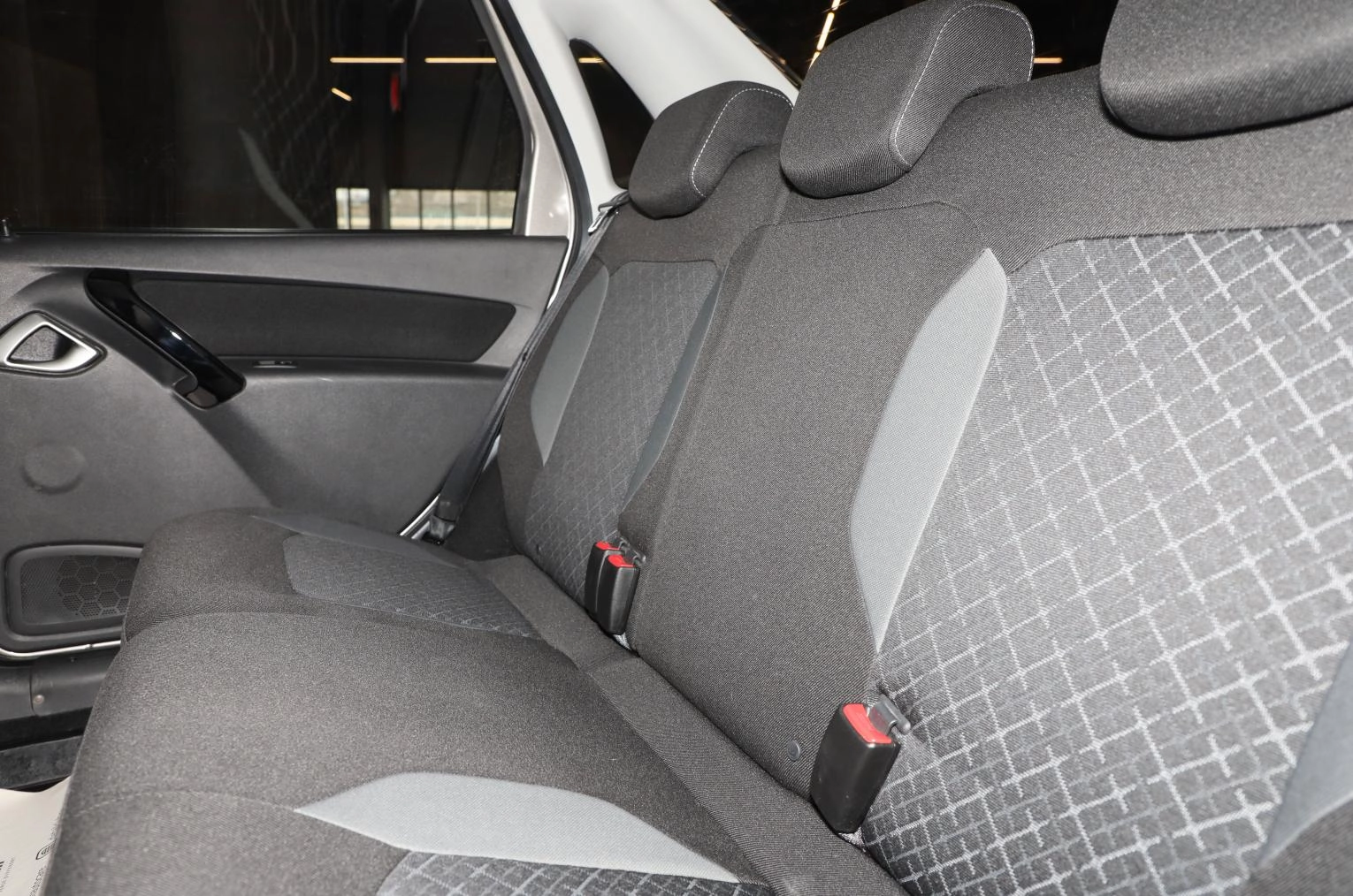ВАЗ (LADA) Granta 15 из 16