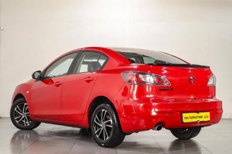 Mazda 3 4 из 6