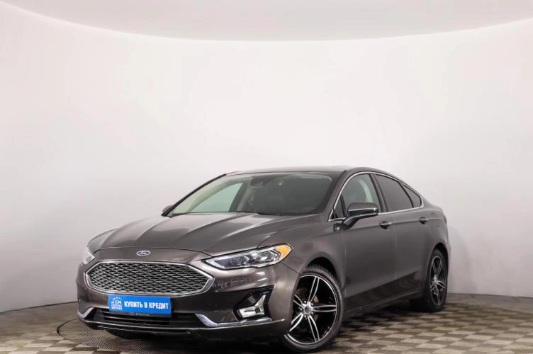 Ford Fusion (North America) 3 из 6