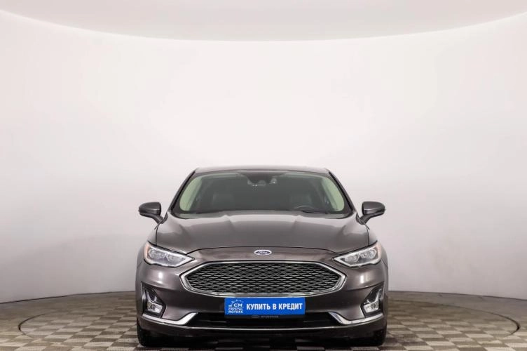 Ford Fusion (North America) 2 из 6