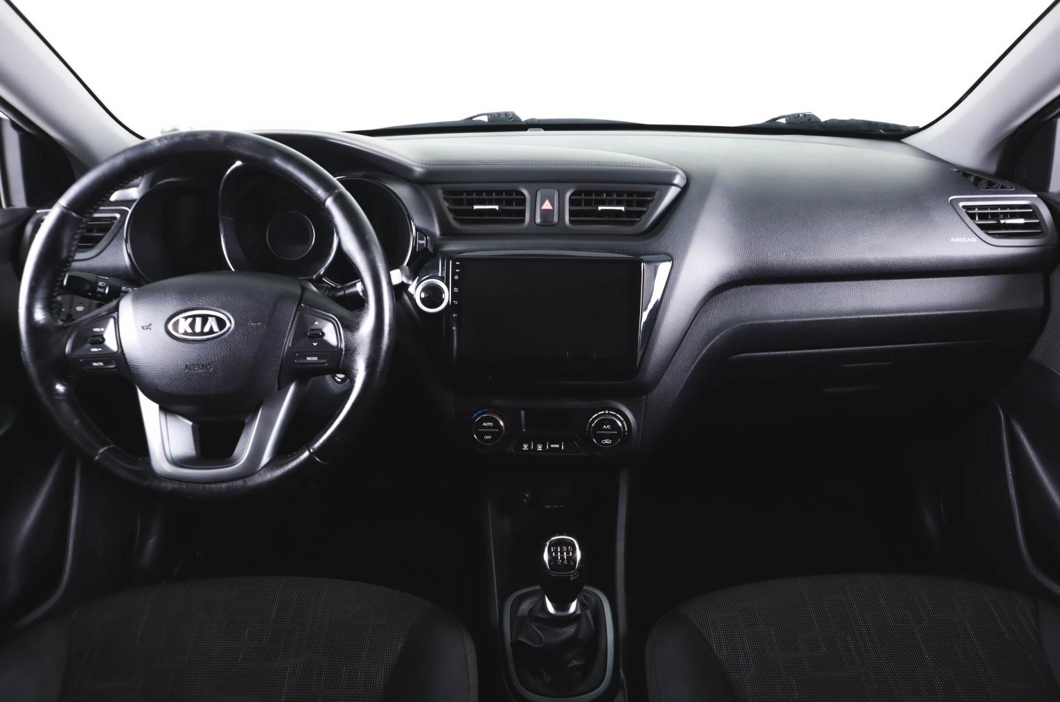 KIA Rio 13 из 23