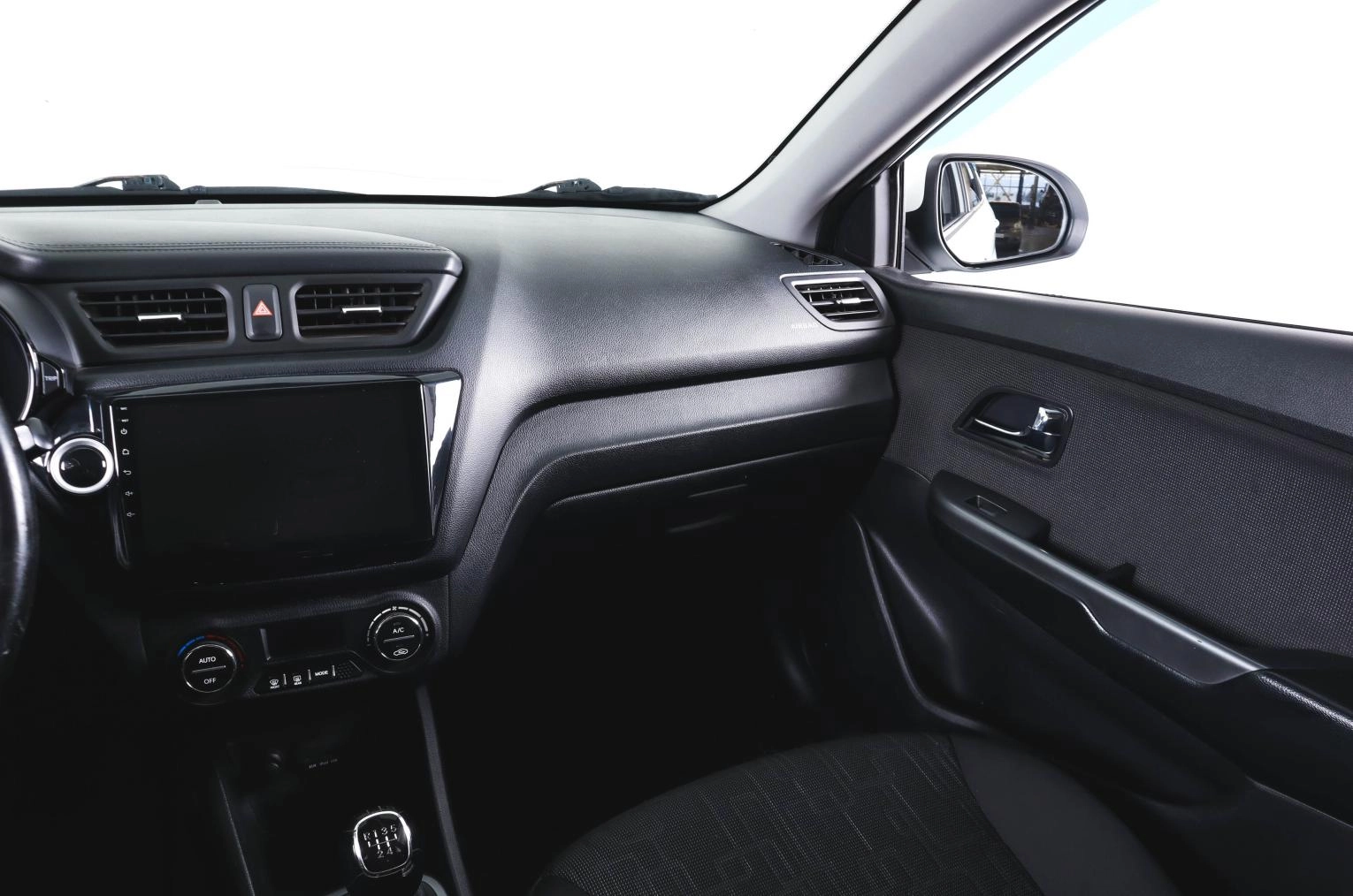 KIA Rio 14 из 23