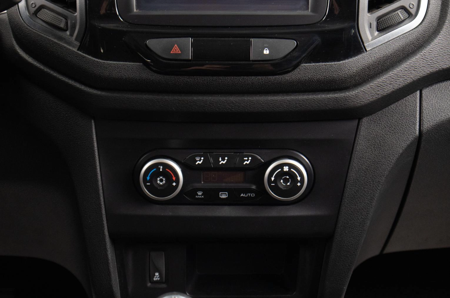 ВАЗ (LADA) XRAY 12 из 18