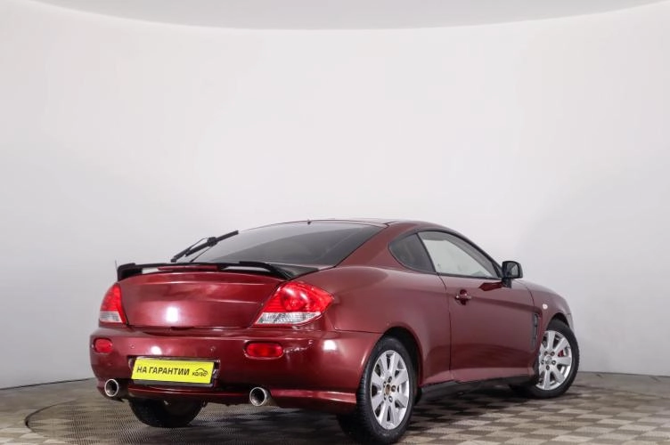 Hyundai Coupe 4 из 6
