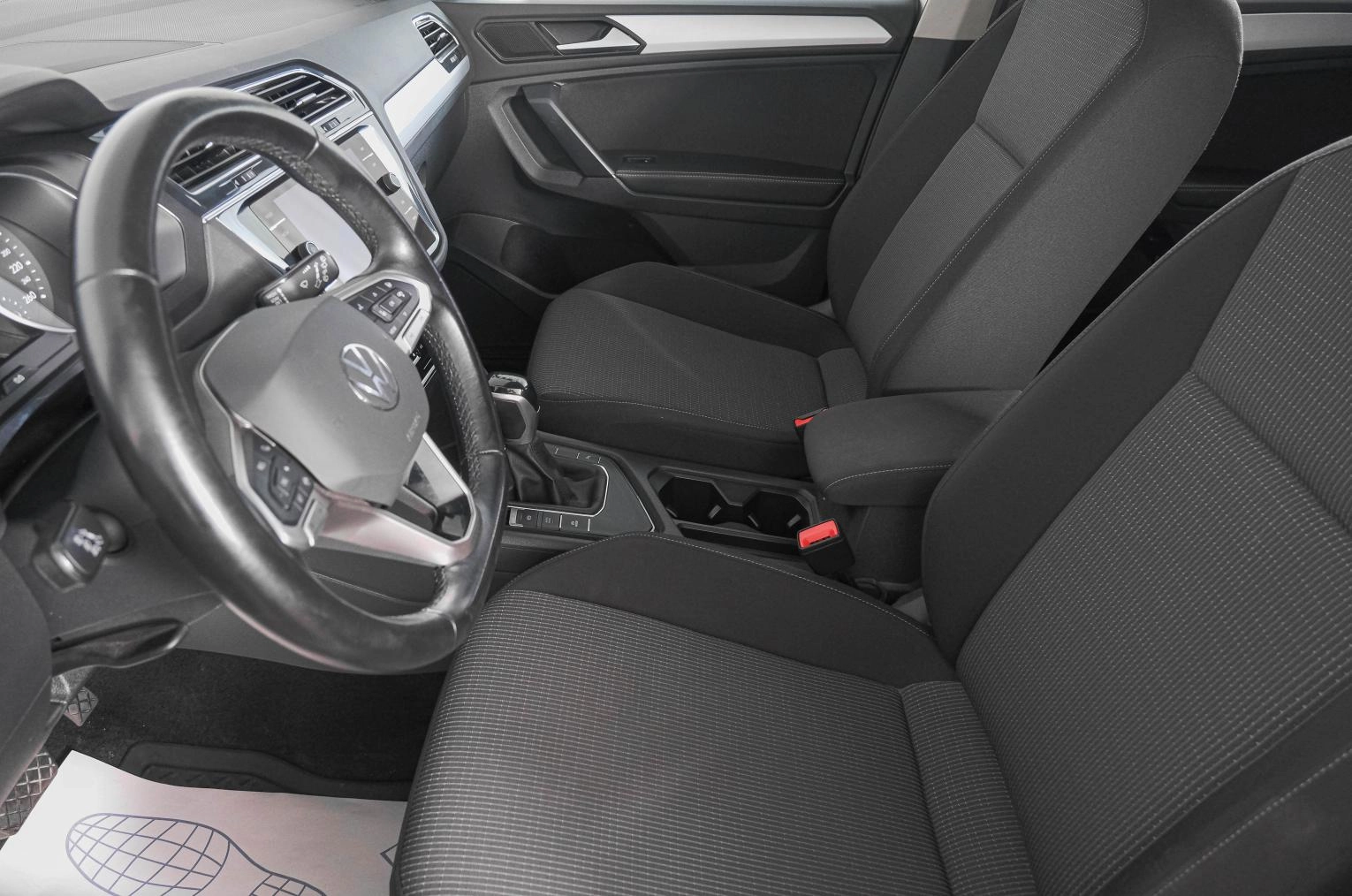 Volkswagen Tiguan 8 из 23