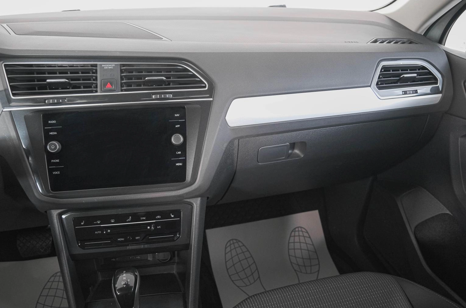 Volkswagen Tiguan 14 из 23
