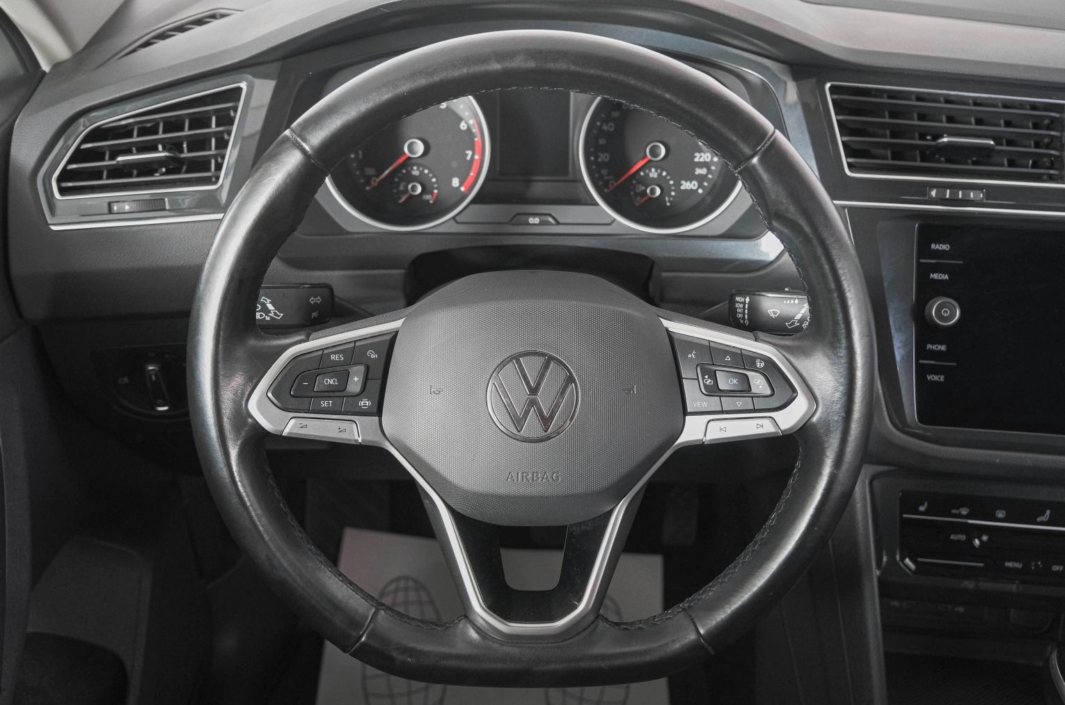Volkswagen Tiguan 15 из 23