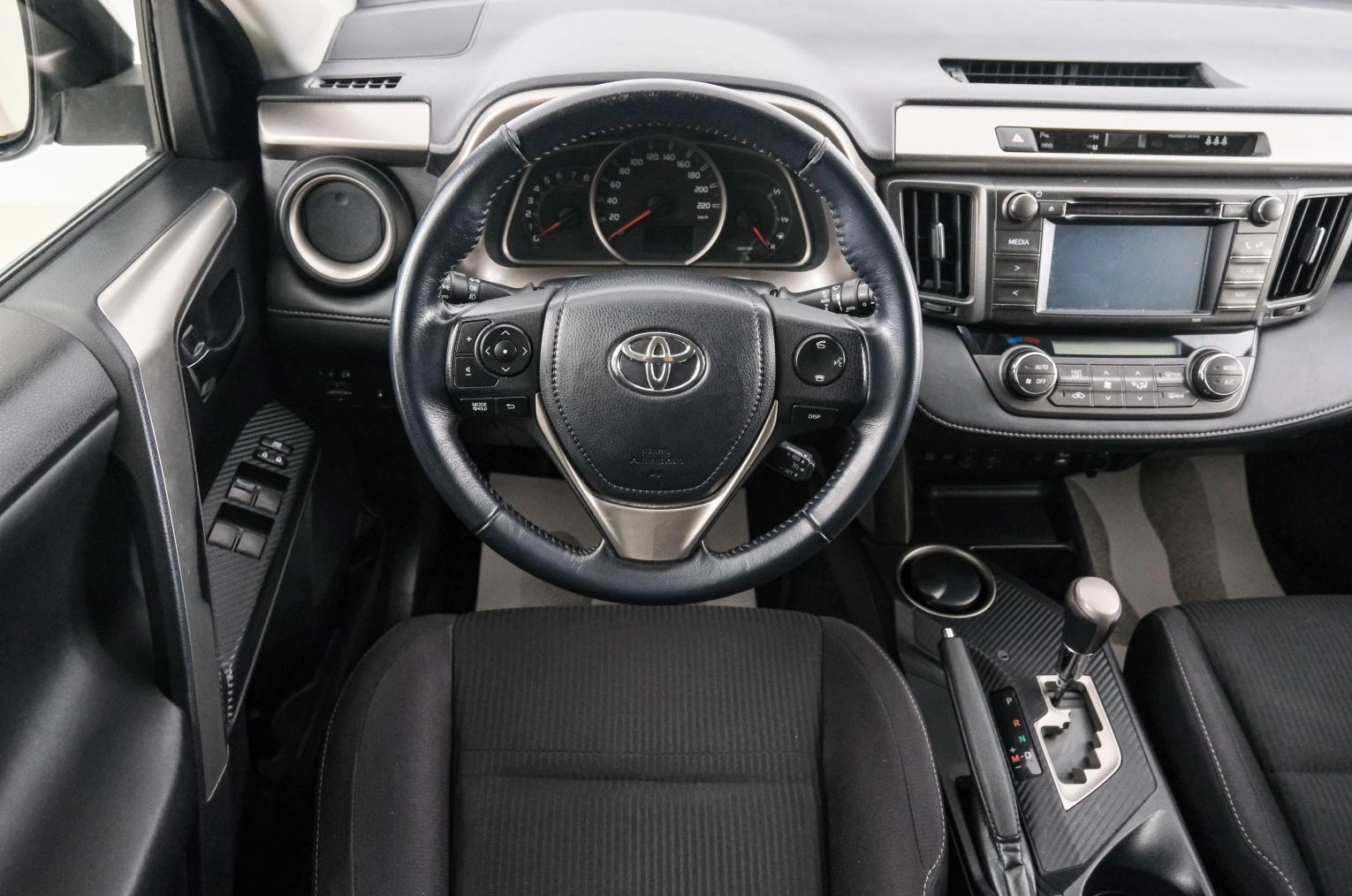 Toyota RAV4 14 из 21