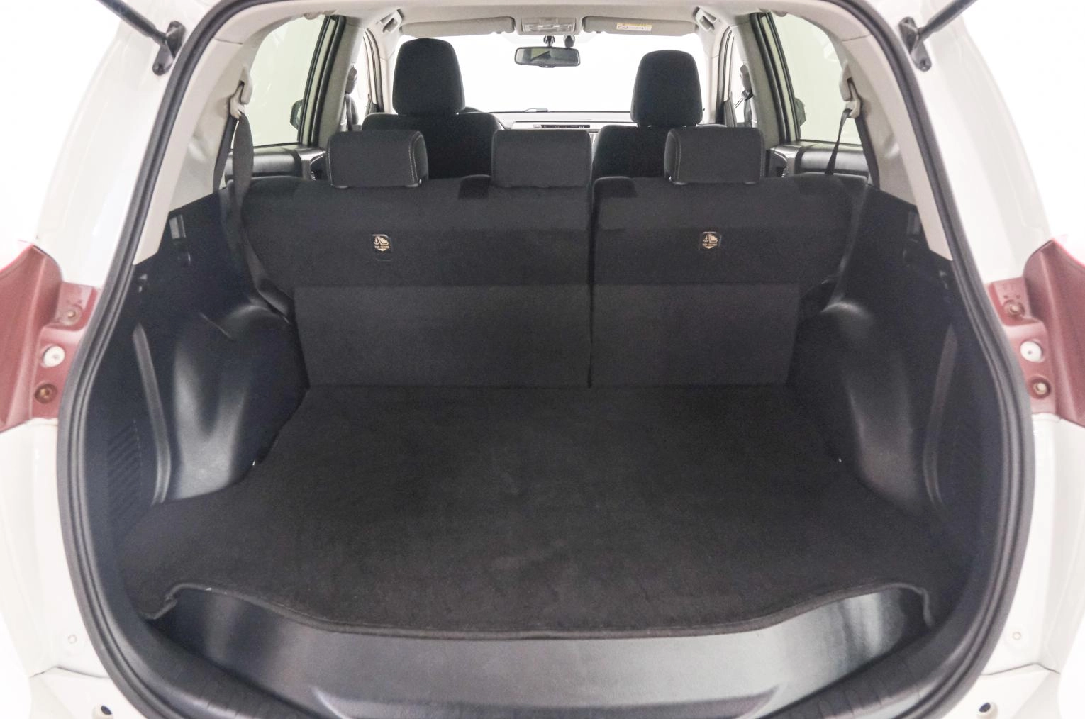 Toyota RAV4 21 из 21