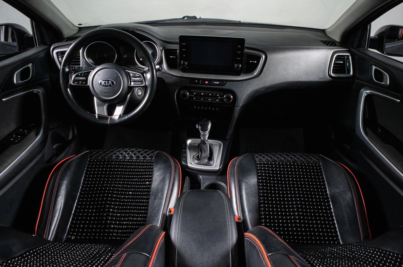 KIA cee'd 12 из 16