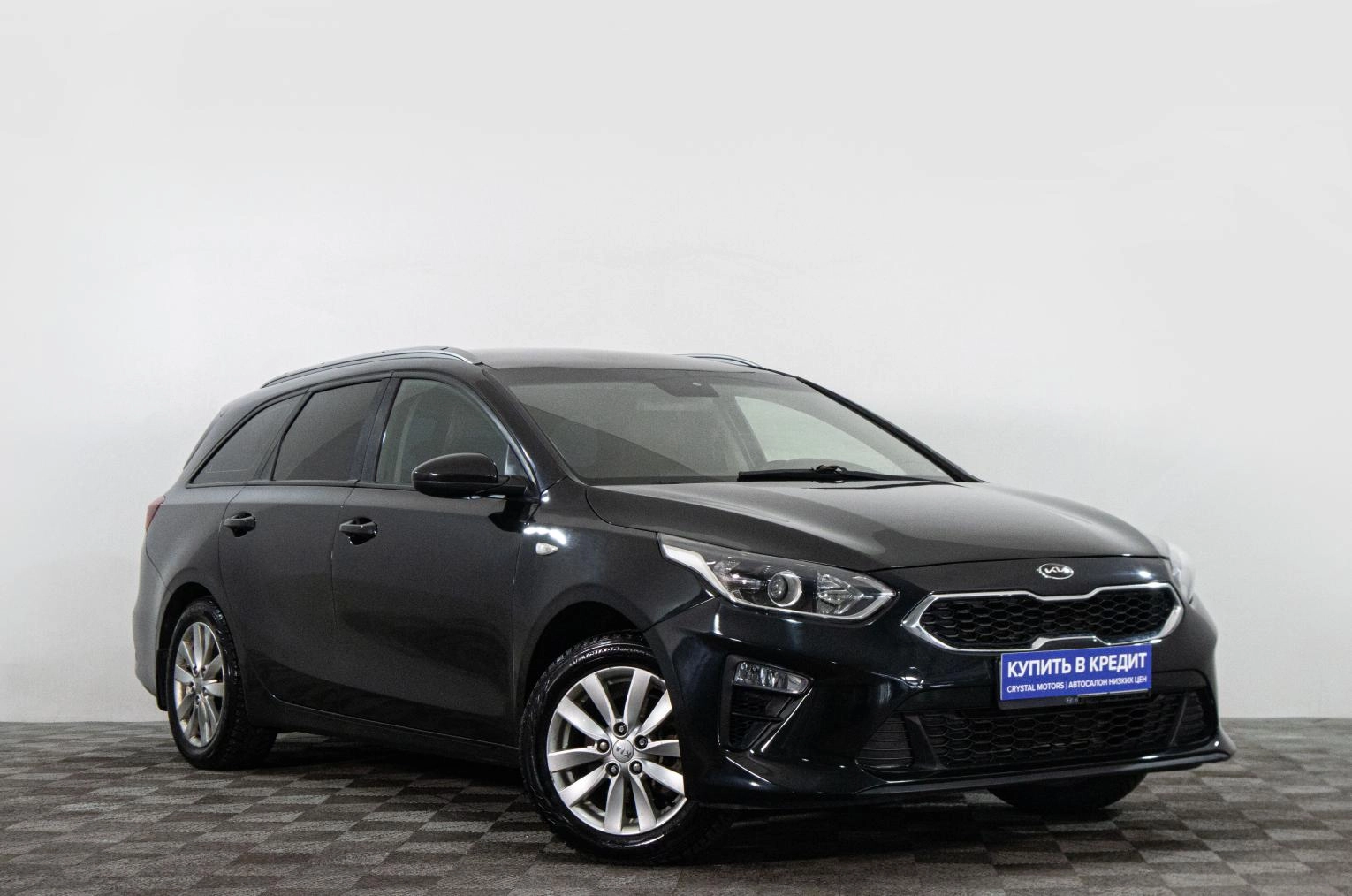 KIA cee'd 1 из 16