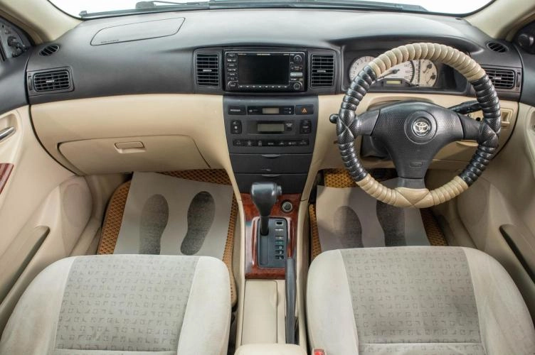 Toyota Corolla Runx 7 из 21
