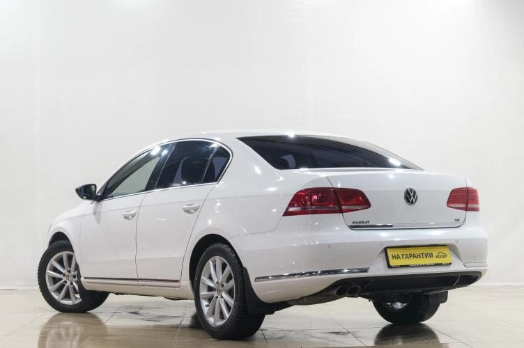 Volkswagen Passat 4 из 6