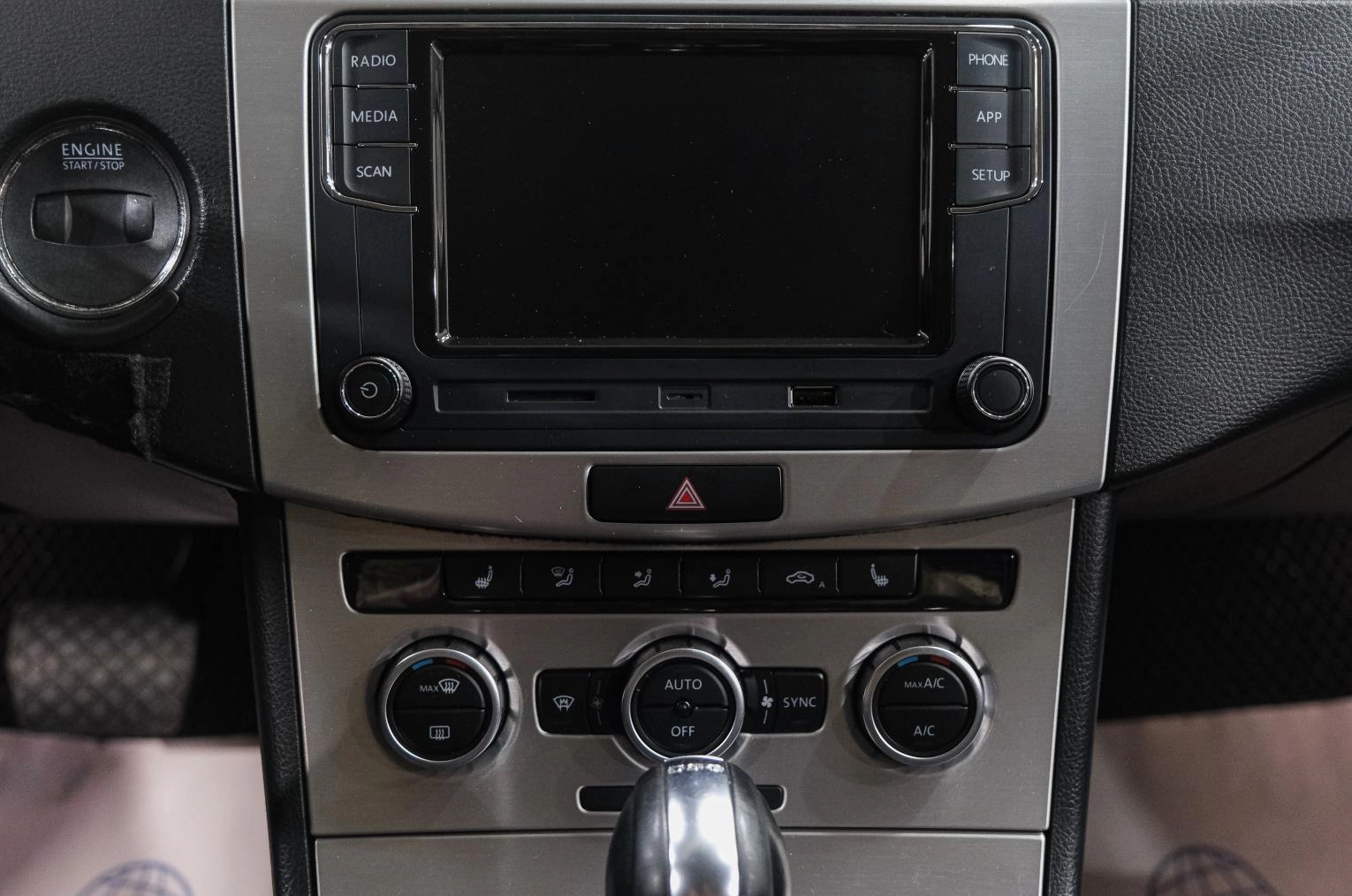Volkswagen Passat 24 из 36