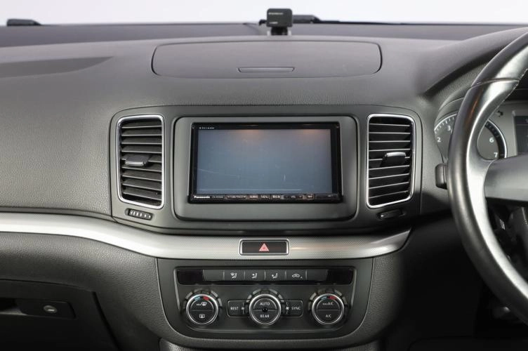 Volkswagen Sharan 10 из 16