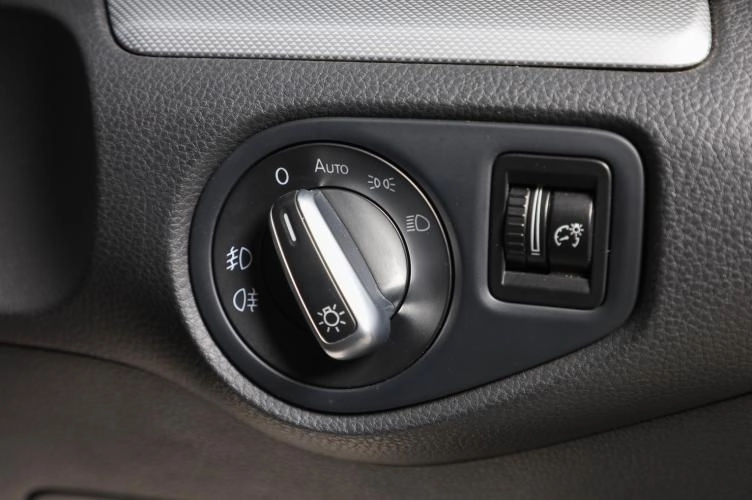 Volkswagen Sharan 14 из 16