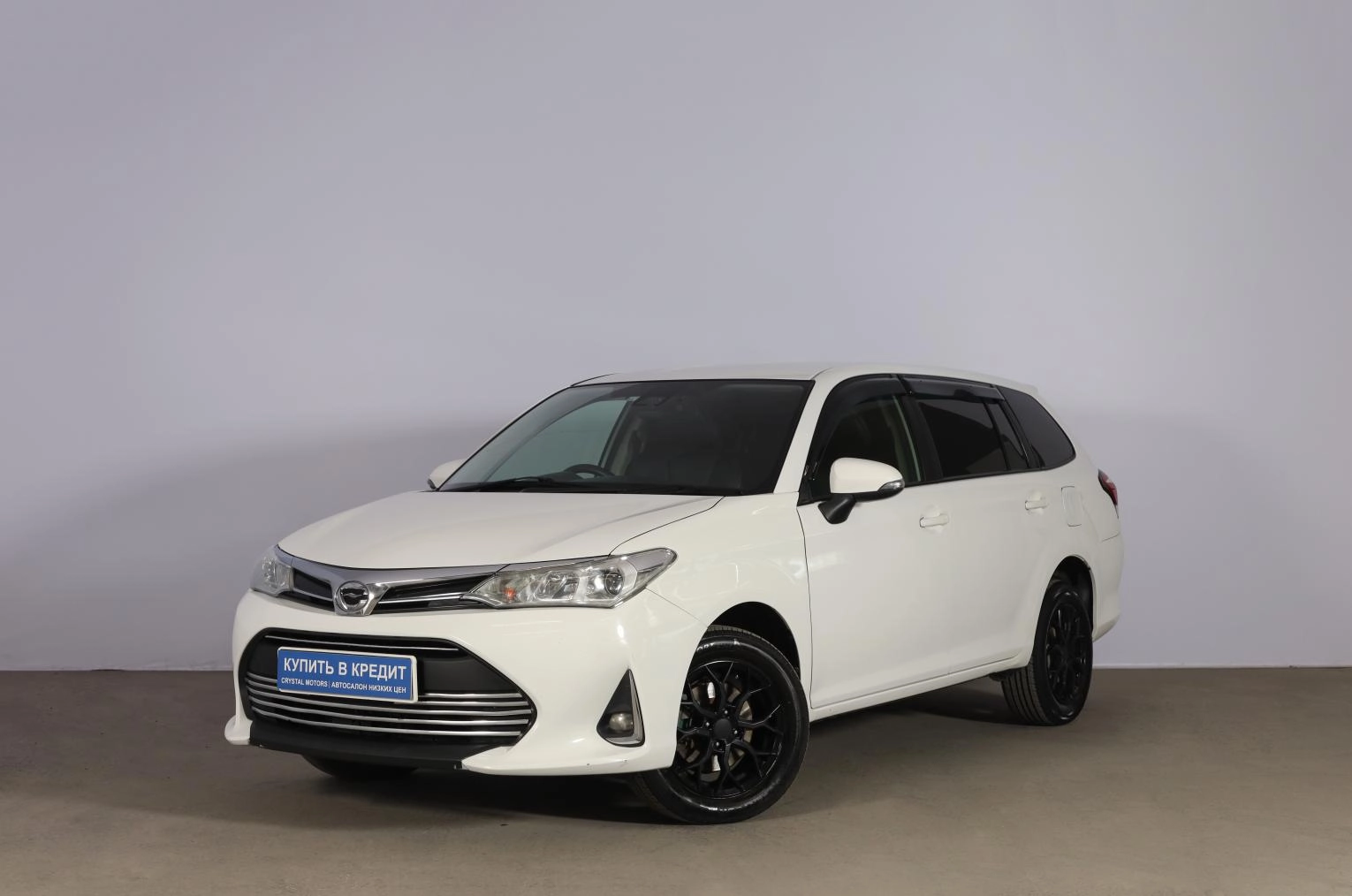 Toyota Corolla Fielder 3 из 16