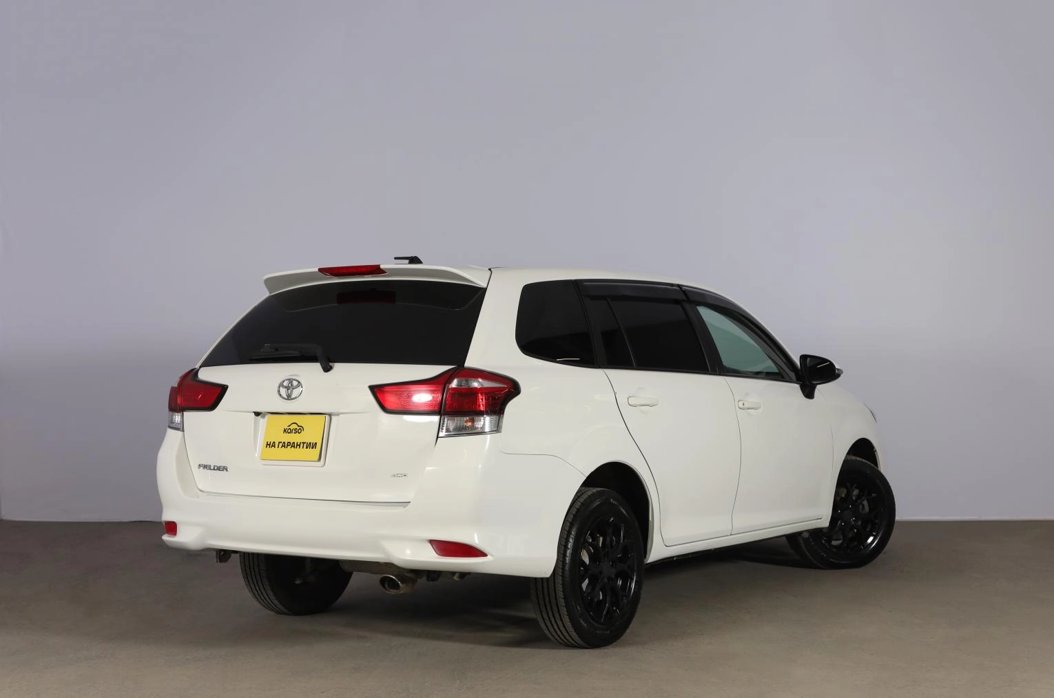 Toyota Corolla Fielder 6 из 16
