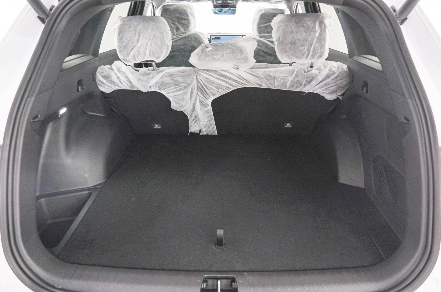 Geely Xingyue L 25 из 25