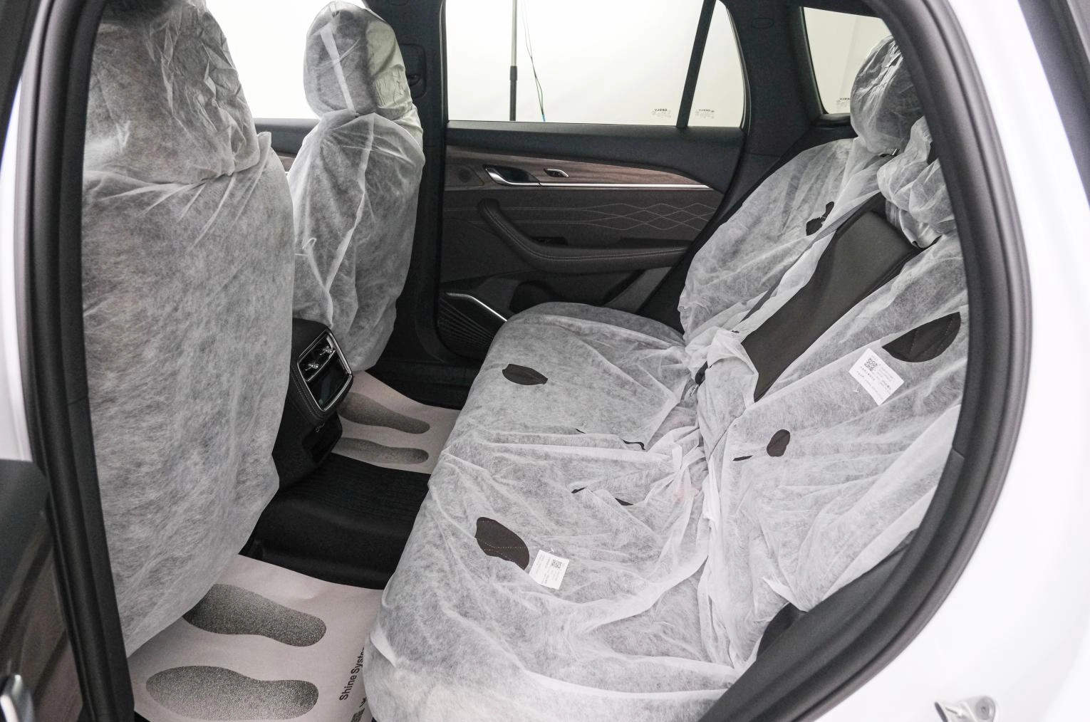 Geely Xingyue L 23 из 25