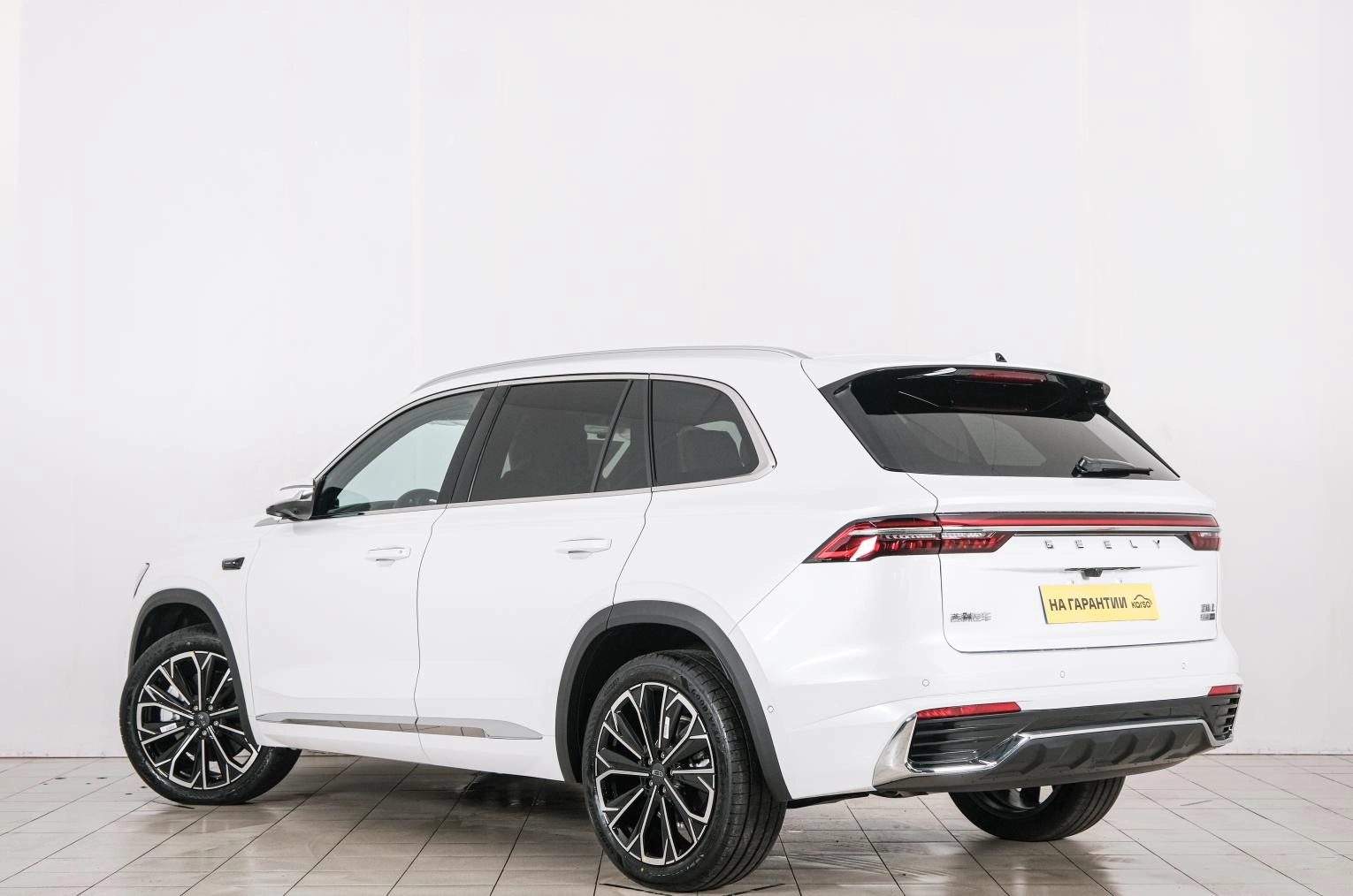 Geely Xingyue L 4 из 25