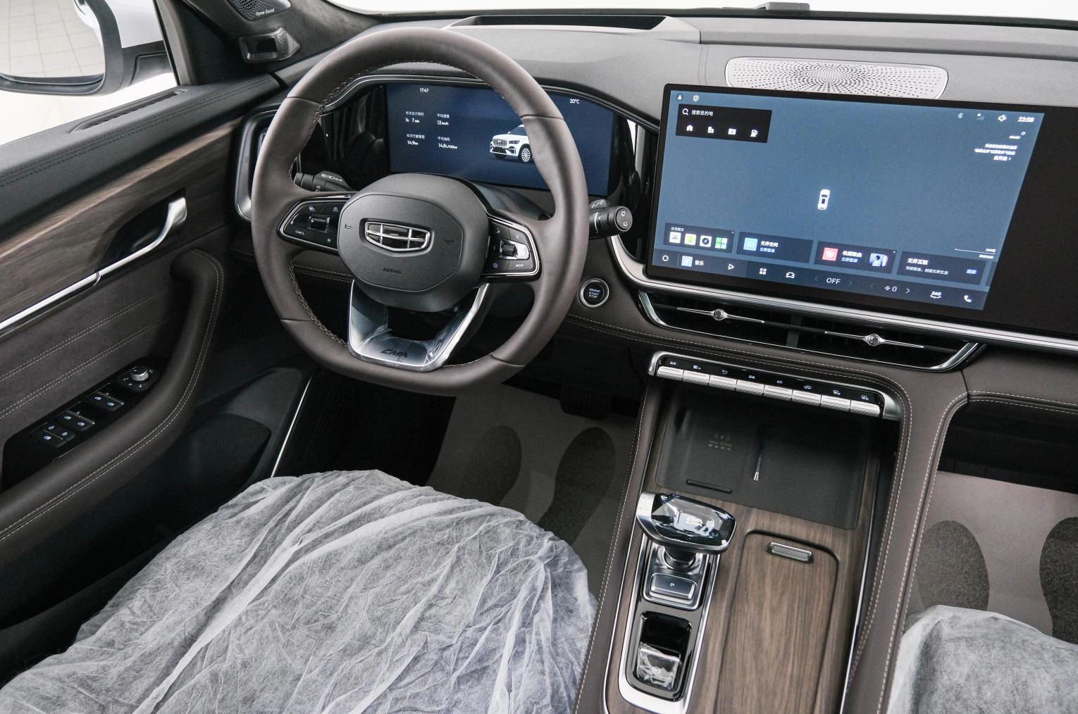 Geely Xingyue L 9 из 25