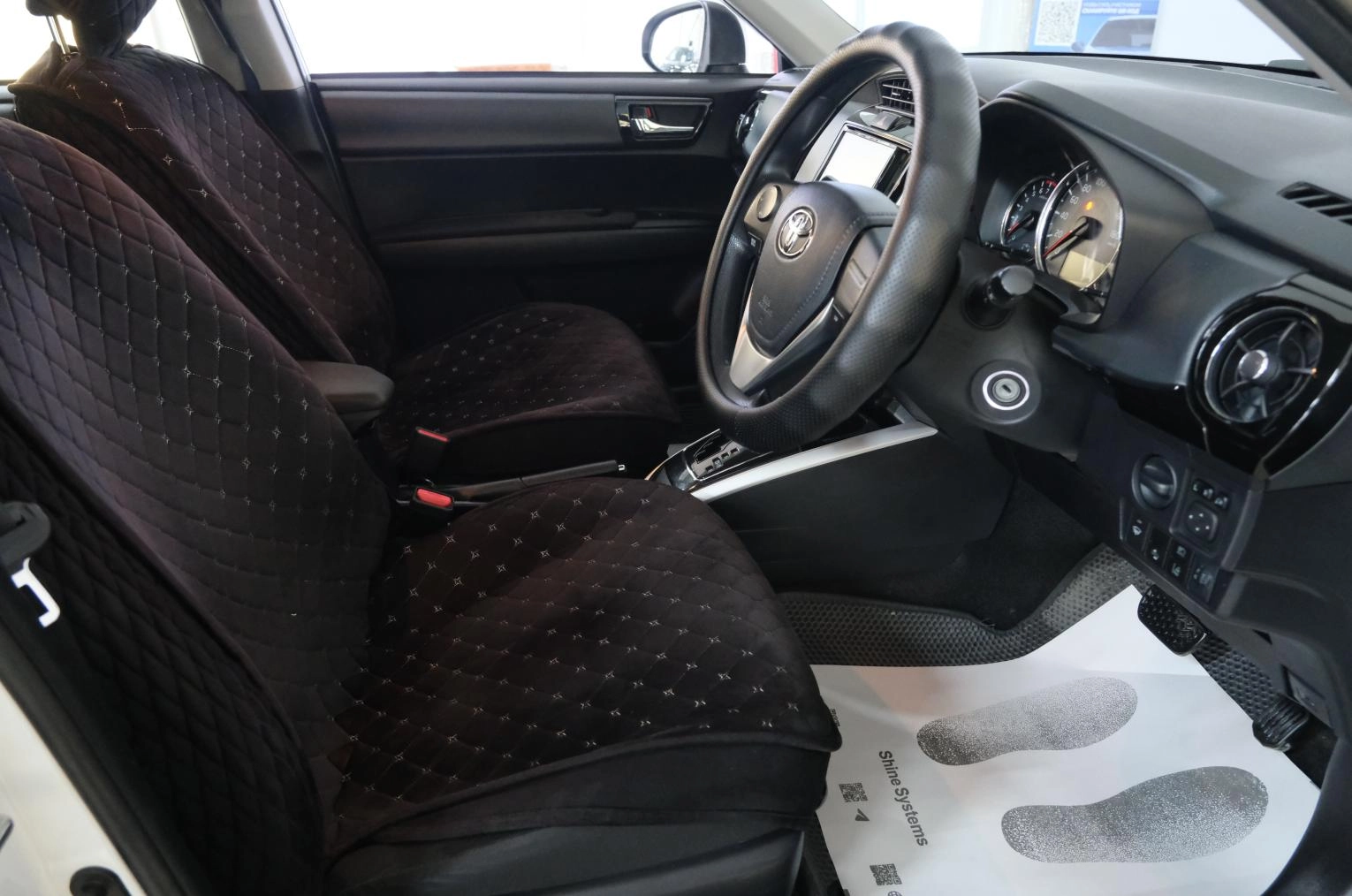 Toyota Corolla Fielder 7 из 20