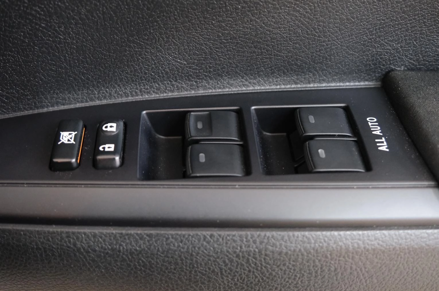 Toyota Corolla Fielder 8 из 20