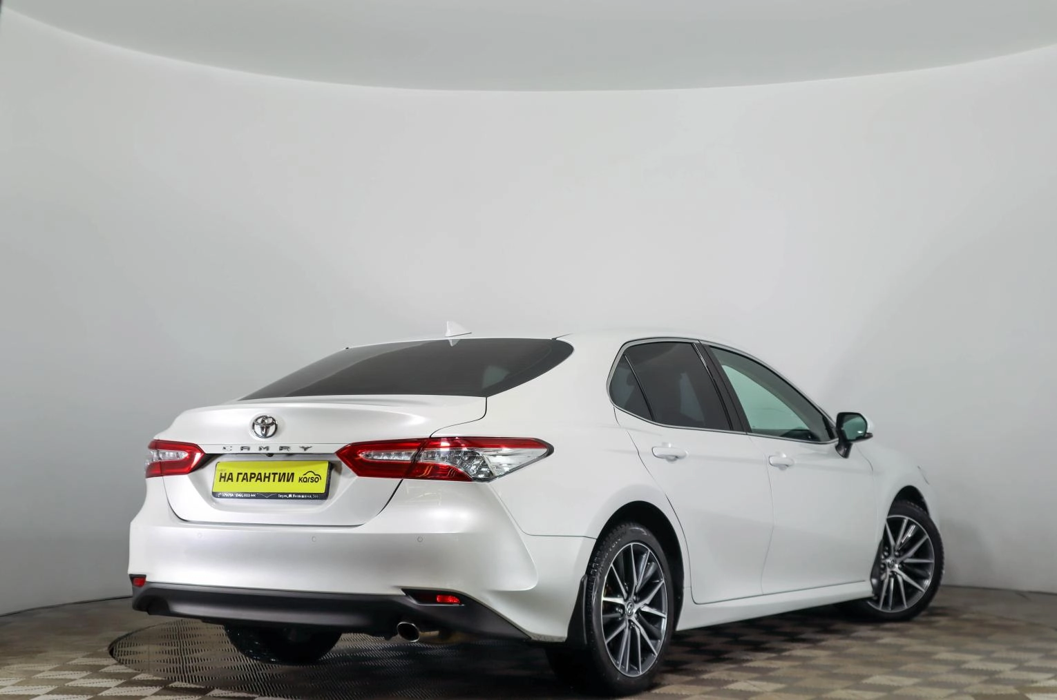 Toyota Camry 4 из 25