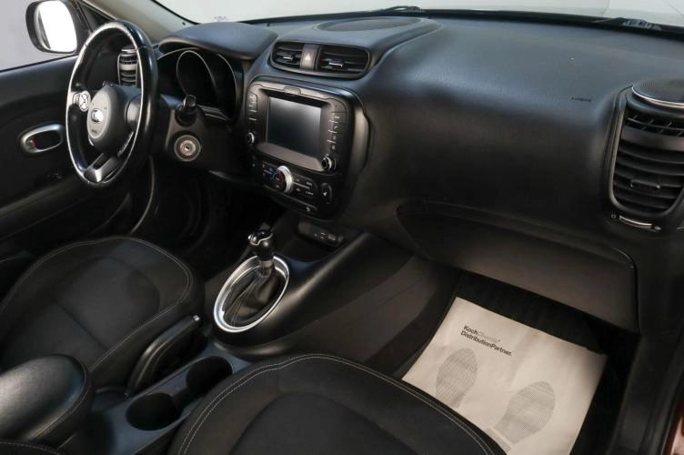 KIA Soul 16 из 19