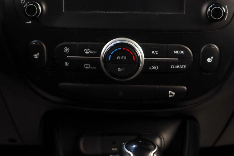 KIA Soul 13 из 19