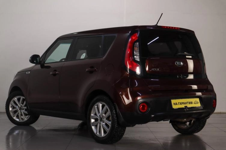 KIA Soul 4 из 19