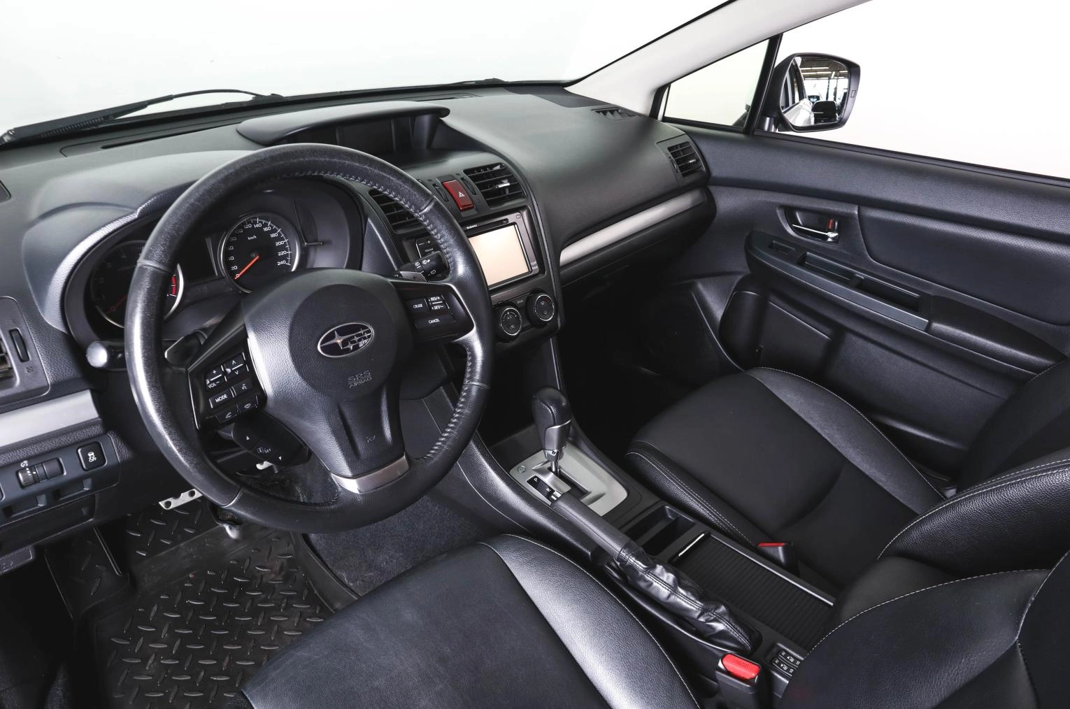 Subaru XV 10 из 28
