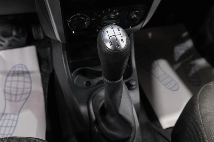 ВАЗ (LADA) Largus 21 из 26