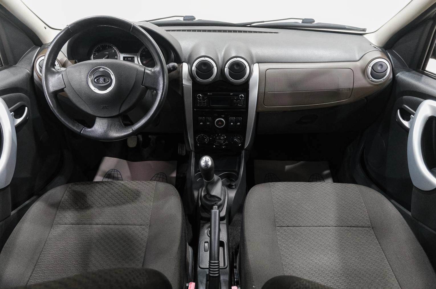 ВАЗ (LADA) Largus 16 из 26