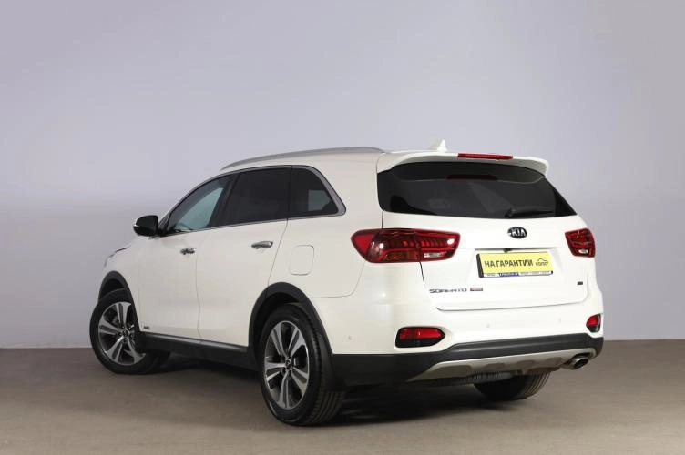 KIA Sorento Prime 4 из 6